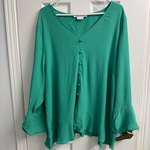 In Every Story Light Green Blouse Women's 2X V Neck Flare Sleeve Boho NWOT